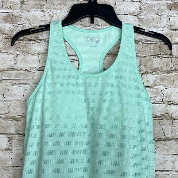 MCA Women's Yoga Workout Spandex Tank Built in Bra - Picture 2 of 7